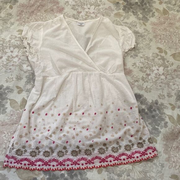 Motherhood Embroidered Maternity Top - Picture 2 of 8